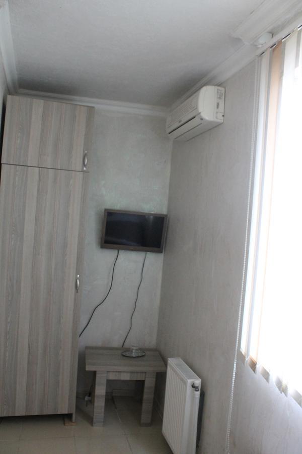 Hotel Lim Batumi Bagian luar foto